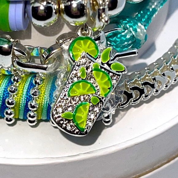 Spring Stacks 2023 - Picture 2 of 4